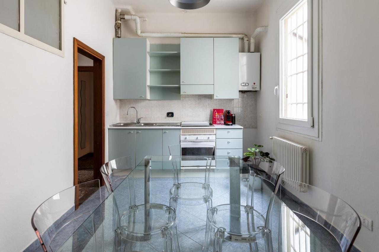Alessandrini Apartment Alla Finestrella By Wonderful Italy 볼로냐 외부 사진
