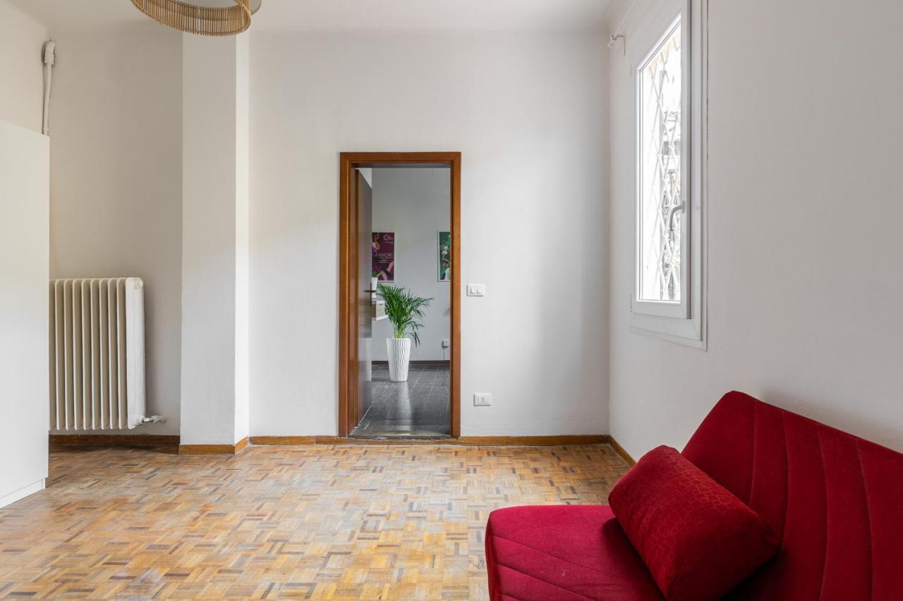 Alessandrini Apartment Alla Finestrella By Wonderful Italy 볼로냐 외부 사진