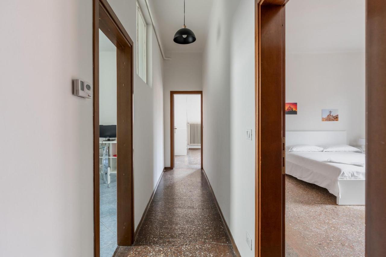 Alessandrini Apartment Alla Finestrella By Wonderful Italy 볼로냐 외부 사진